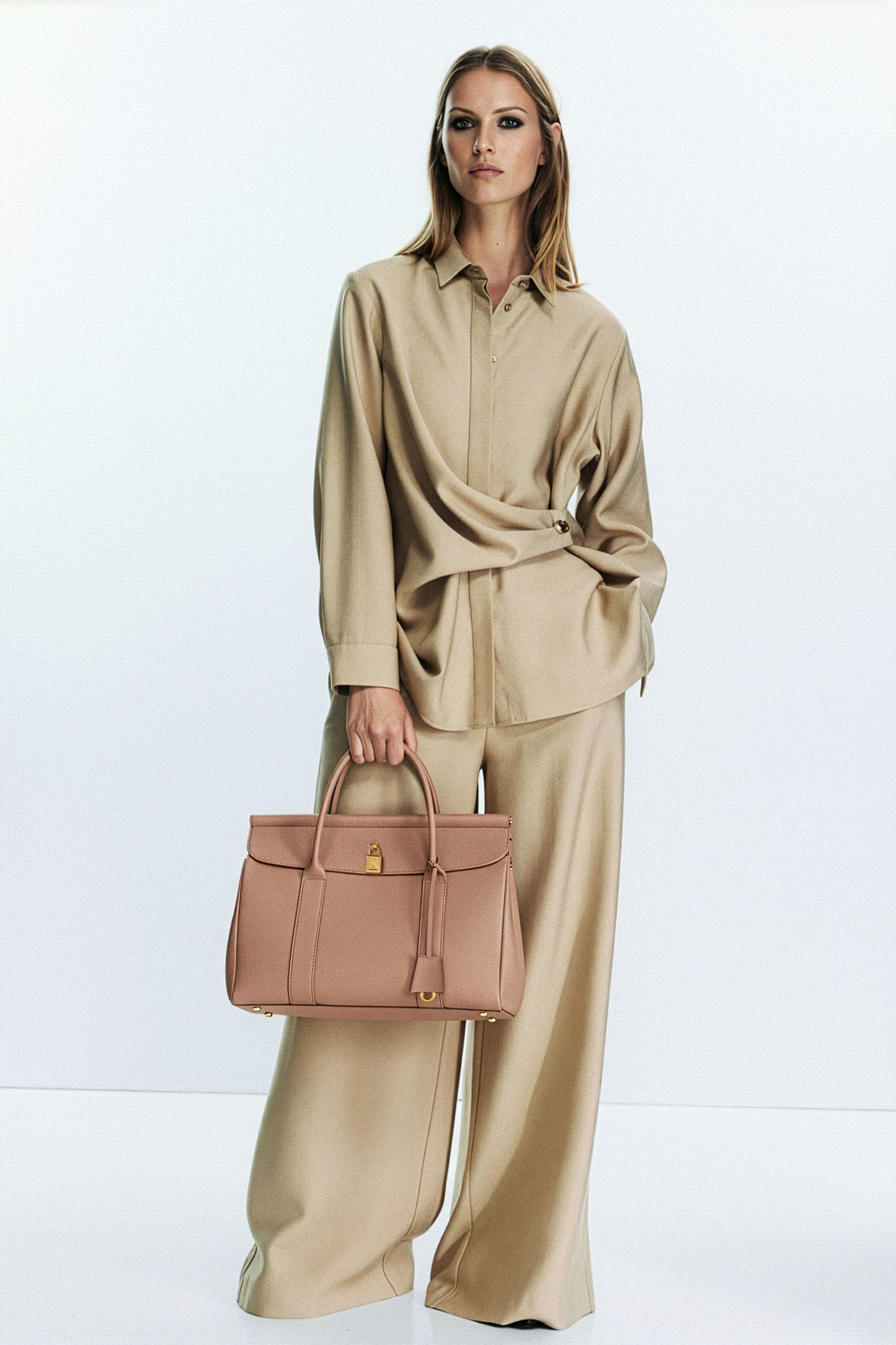 <tc>Loro Piana</tc> 女士 Loom 包 L32
