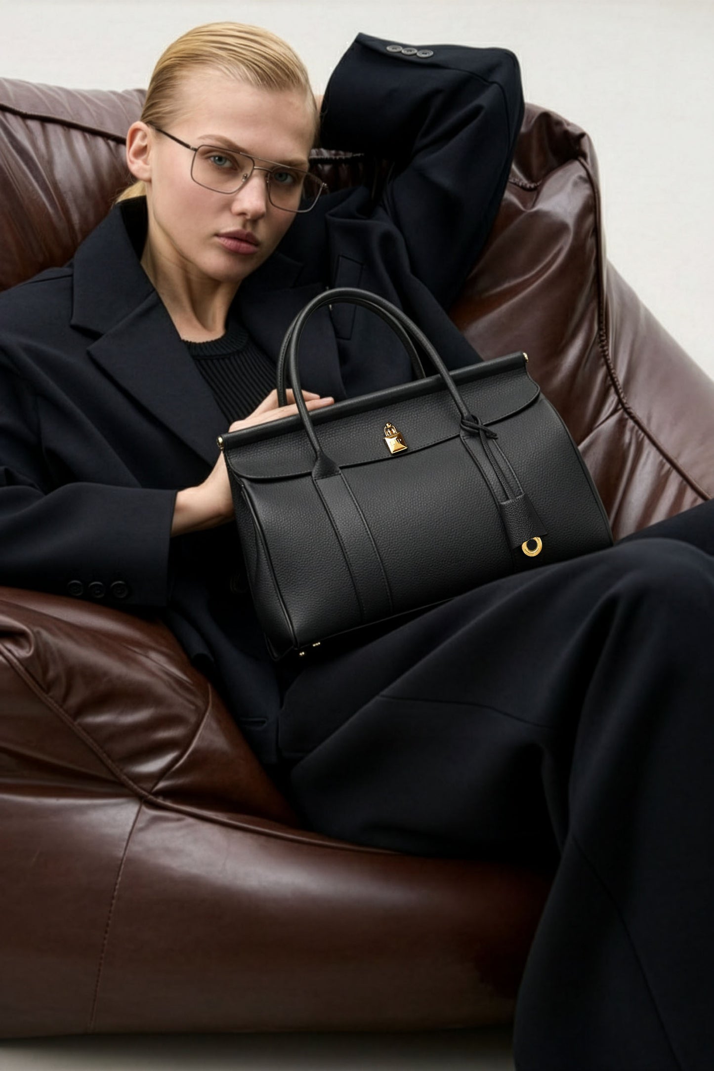 <tc>Loro Piana</tc> 女士 Loom 包 L32