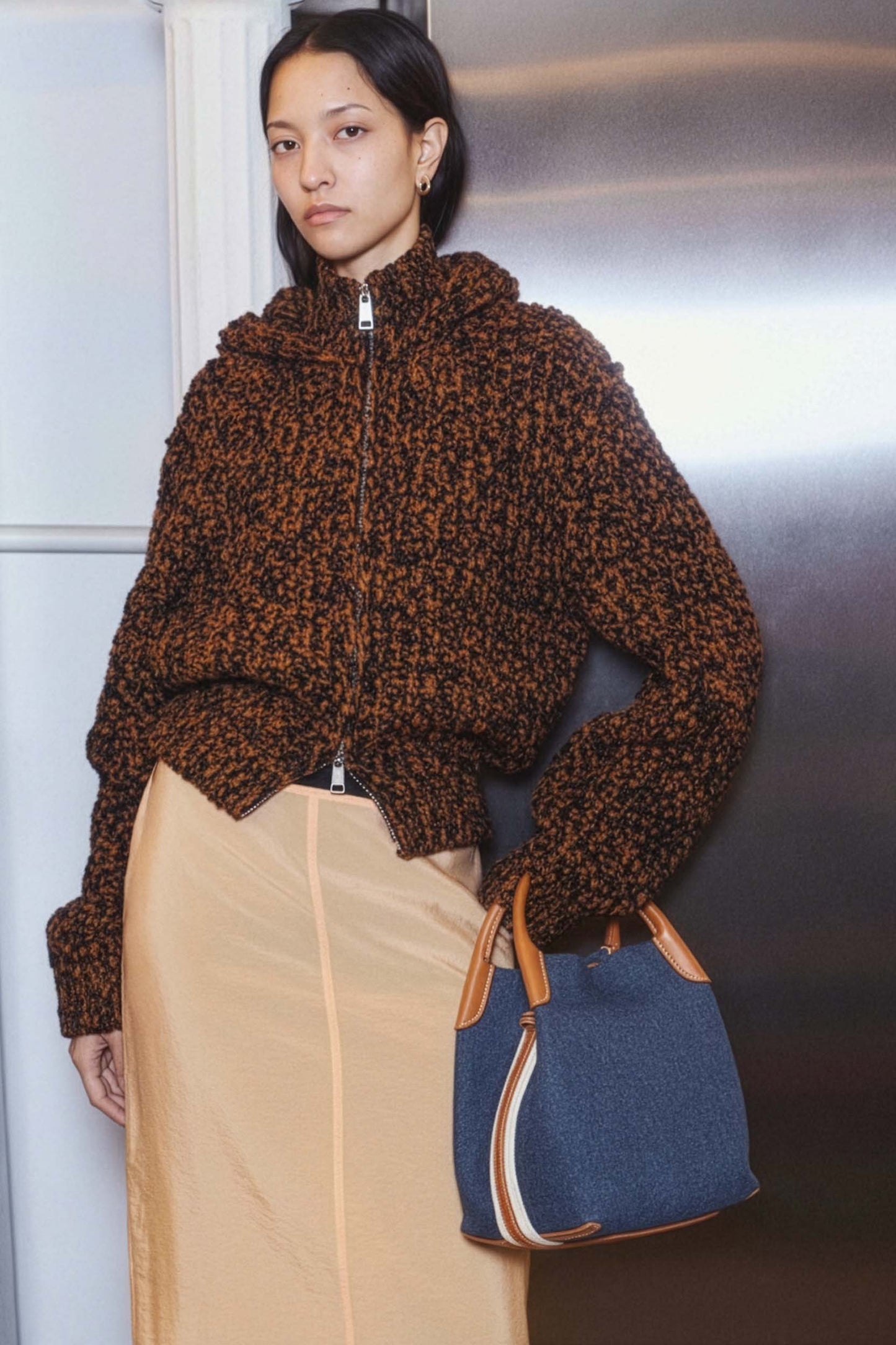 <tc>Loro Piana</tc> Bolso pequeño tipo paca para mujer