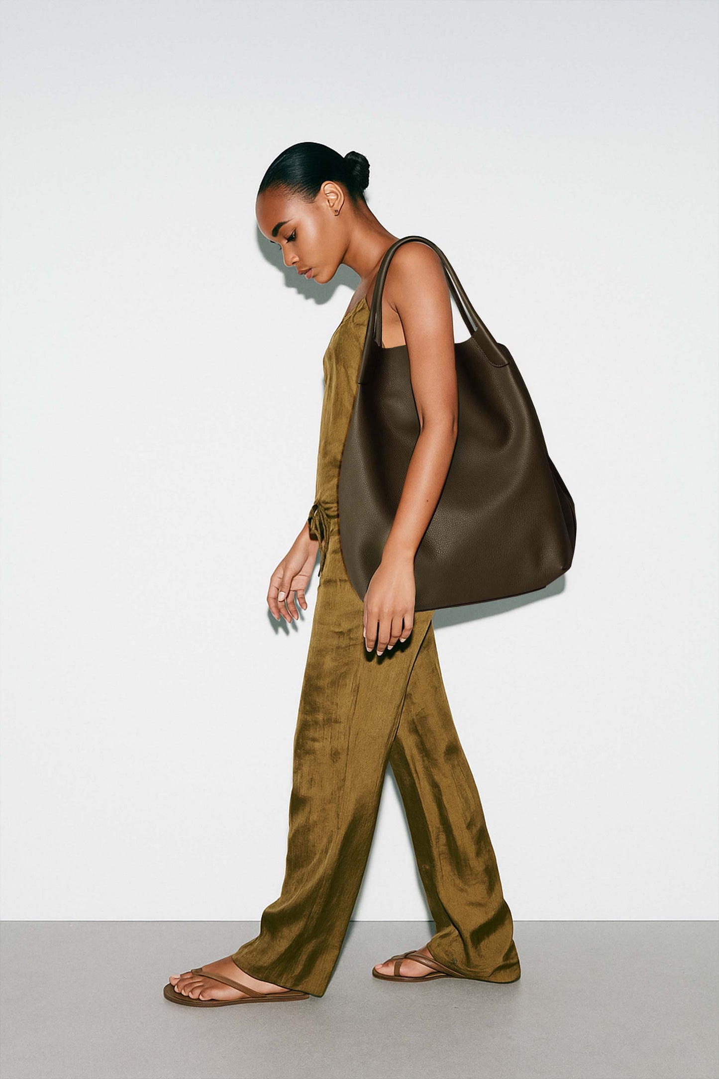 <tc>Loro Piana</tc> 女士超大号 Bale Hobo 包